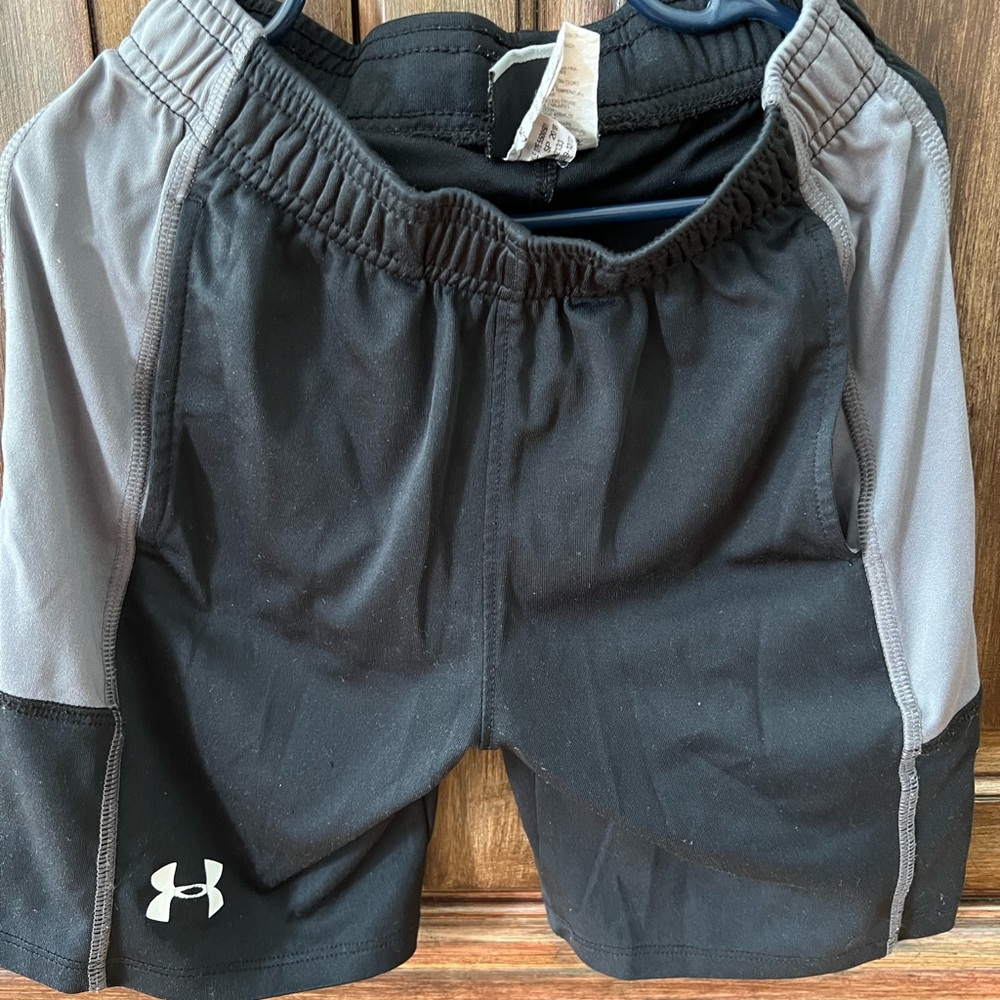 Child’s size 6 under armour shorts